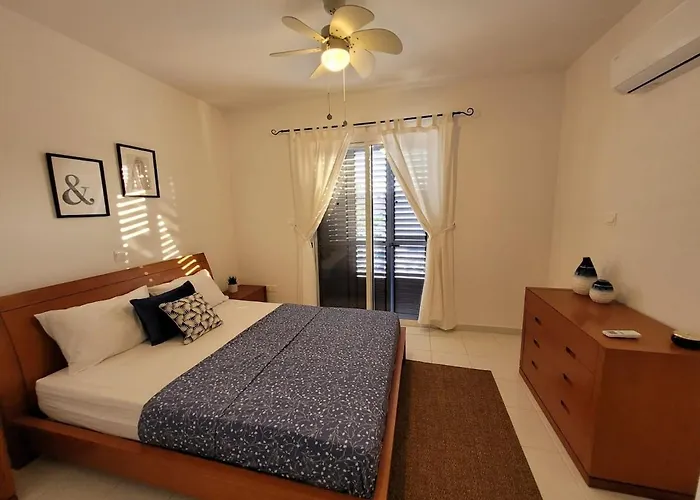 Large 2-bedroom Townhouse With Patio, 200mbps Wifi Apartmán